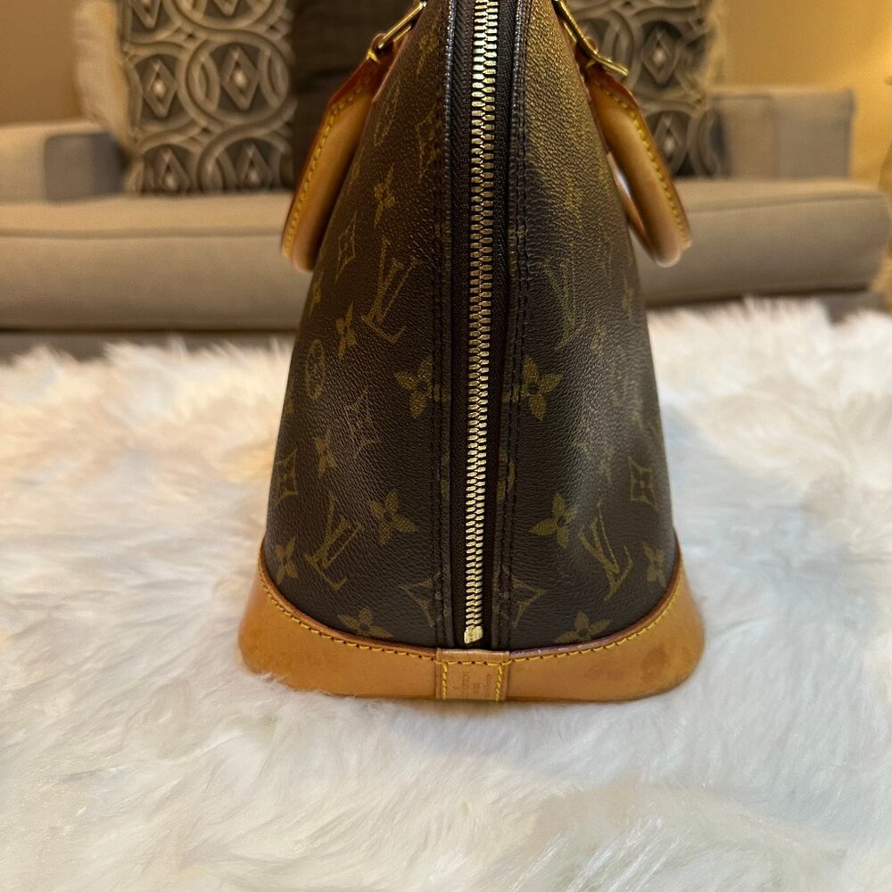 ❌SOLD❌ Authentic Louis Vuitton Monogram Alma PM Satchel - Picture 4 of 16